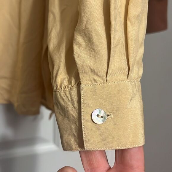 Vintage Y2K Liz Claiborne Collection 100% Silk golden yellow blouse  P2P: 22" - Picture 4 of 12